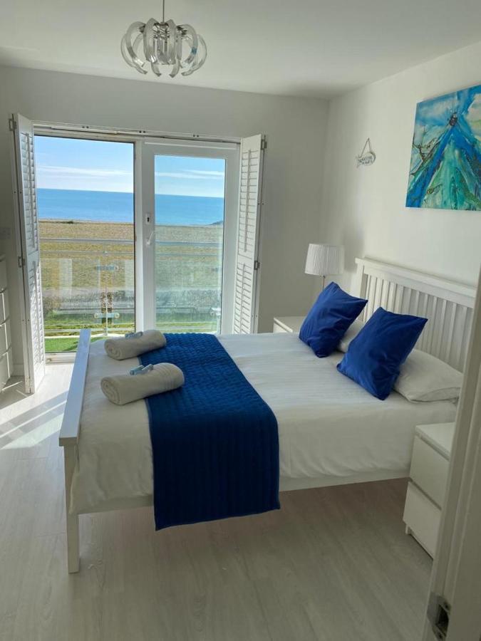 Apartment Luxury Beachfront Outstanding 2 Bedroom Eastbourne