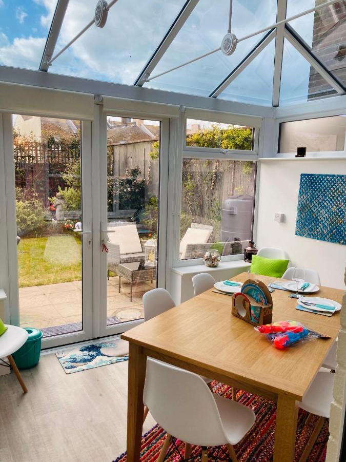 Stunning Seafront House With Garden And Private Parking * Eastbourne