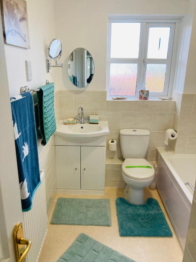 Stunning Seafront House With Garden And Private Parking Holiday home *