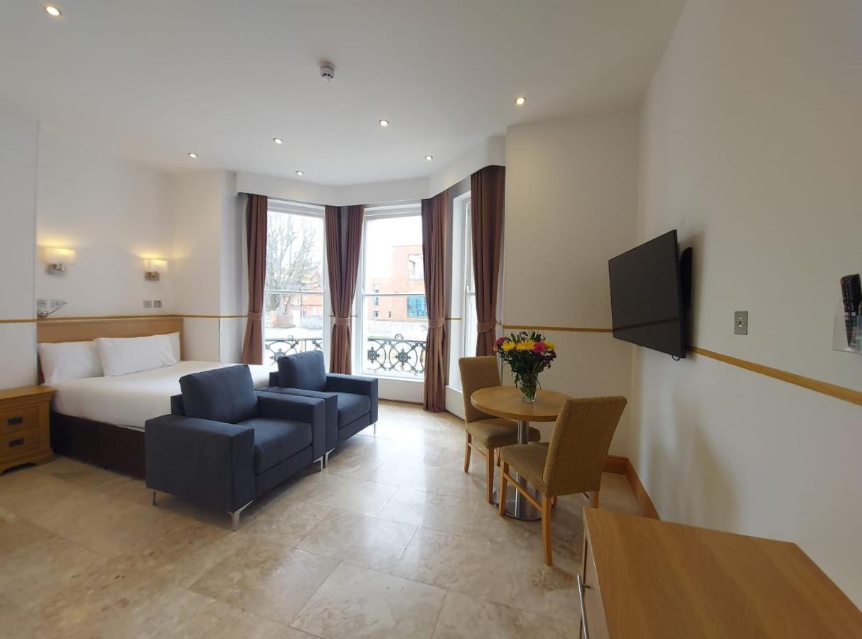 Duke Aparthotel 3*