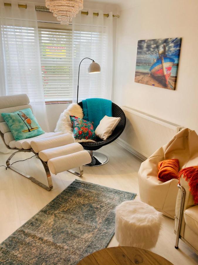 Stunning Seafront House With Garden And Private Parking Eastbourne