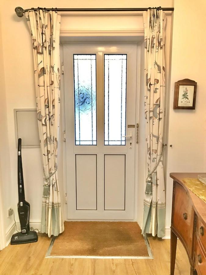 Apartment Spacious 3 Minutes To Beach *