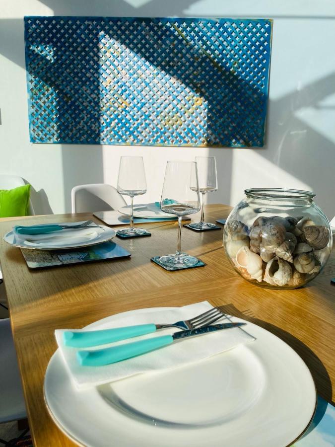 Stunning Seafront House With Garden And Private Parking Holiday home Eastbourne