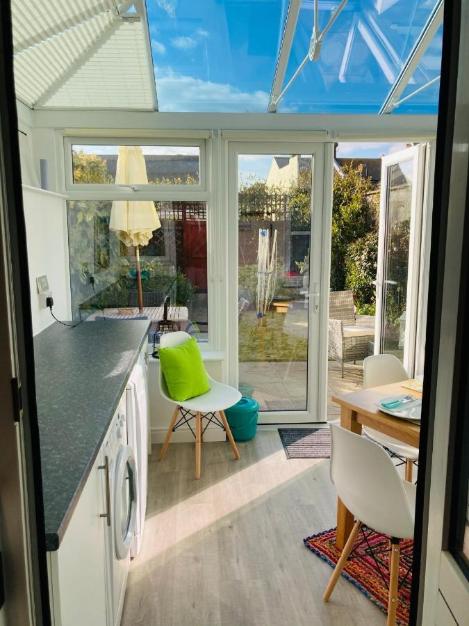 Stunning Seafront House With Garden And Private Parking Eastbourne