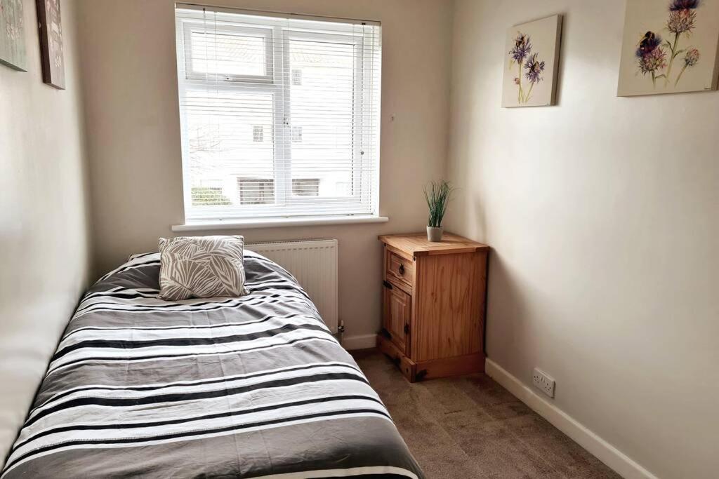 Seaside Town In Great Location * Eastbourne