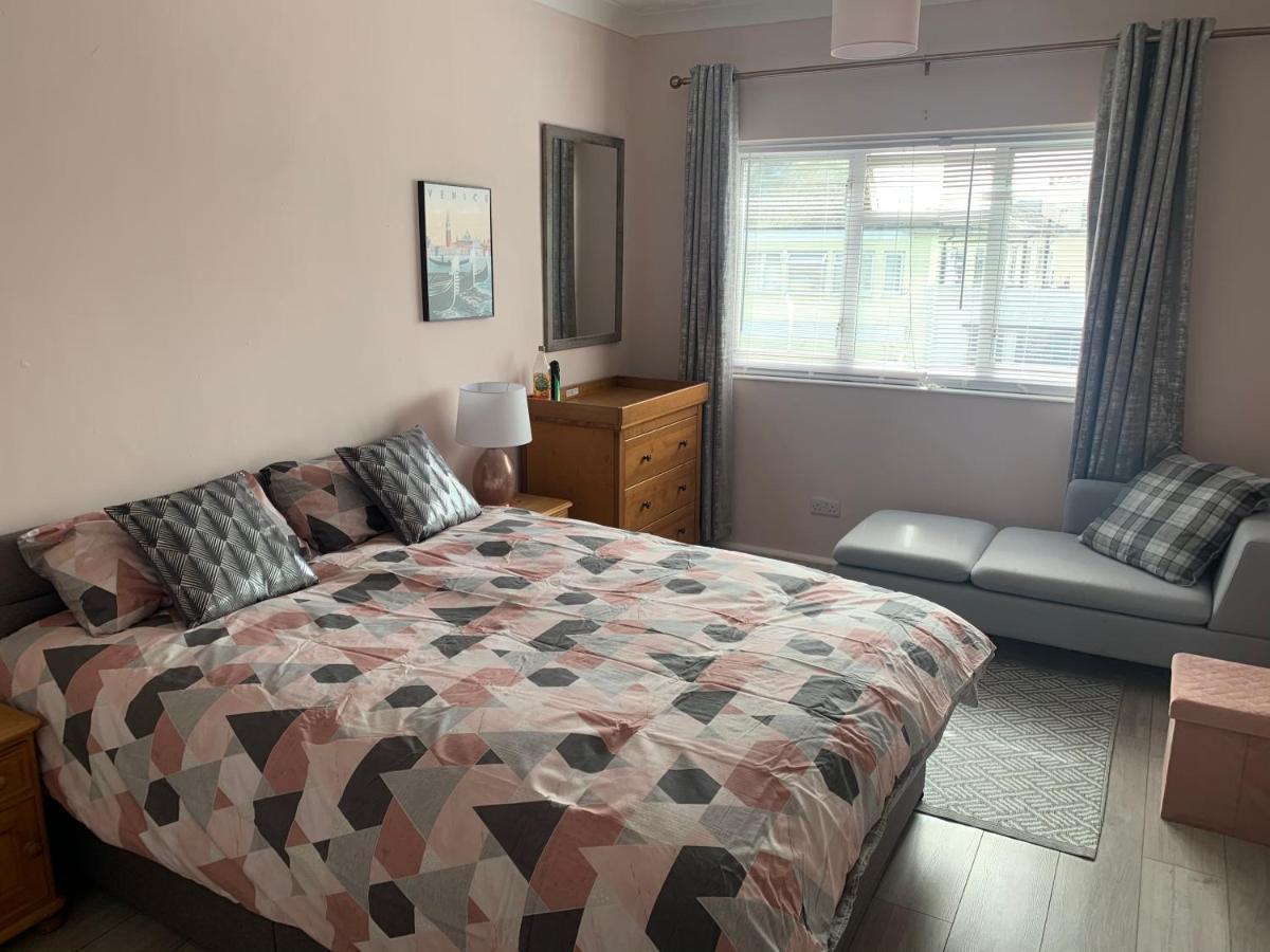 Town Centre Maisonette * Eastbourne