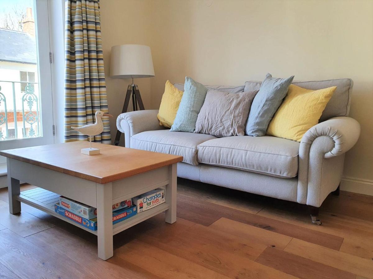 Seaside Mews - Charming 2-bed Close To The Sea Holiday home Eastbourne