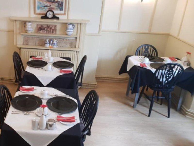 Cromwell House 4*