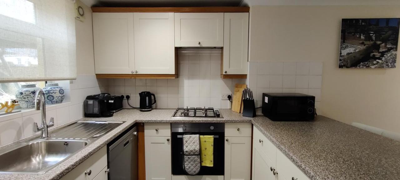 Apartment 6 Queens Gardens