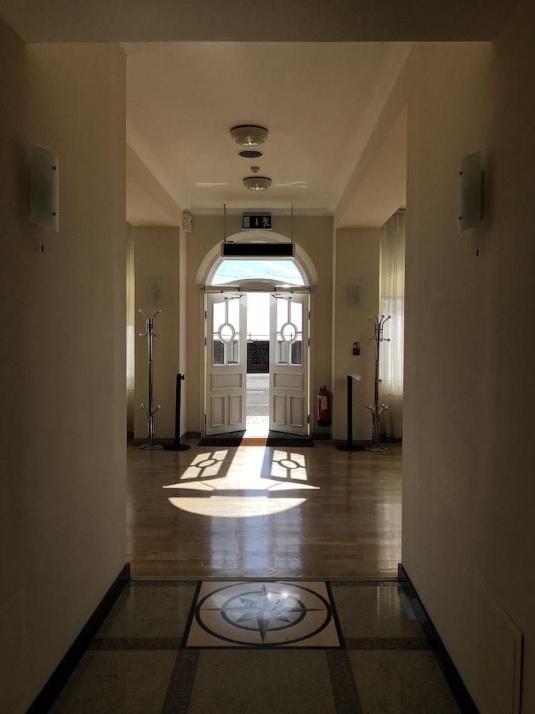 Riviera 3* Eastbourne
