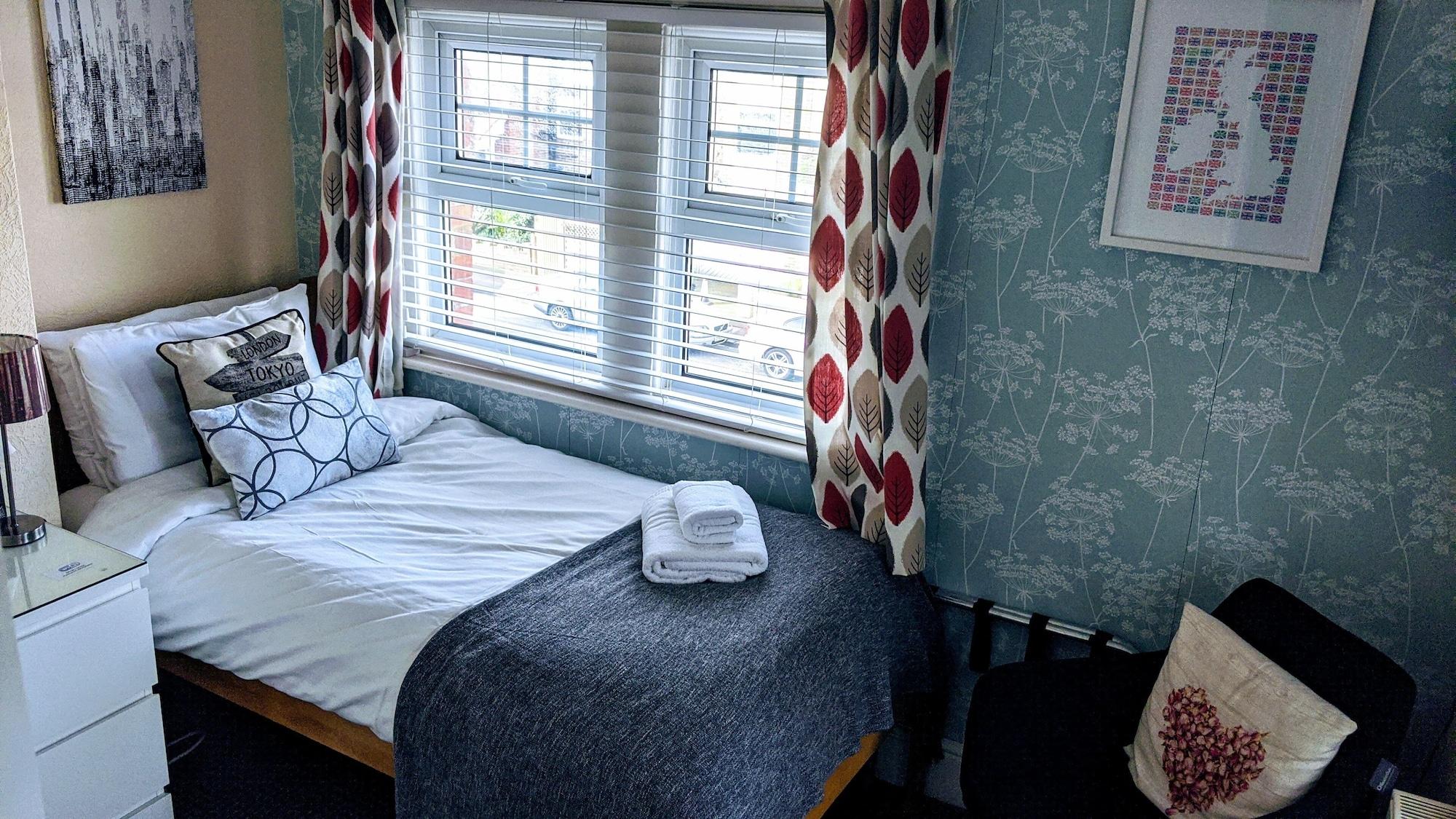Ebor Guest house 3*
