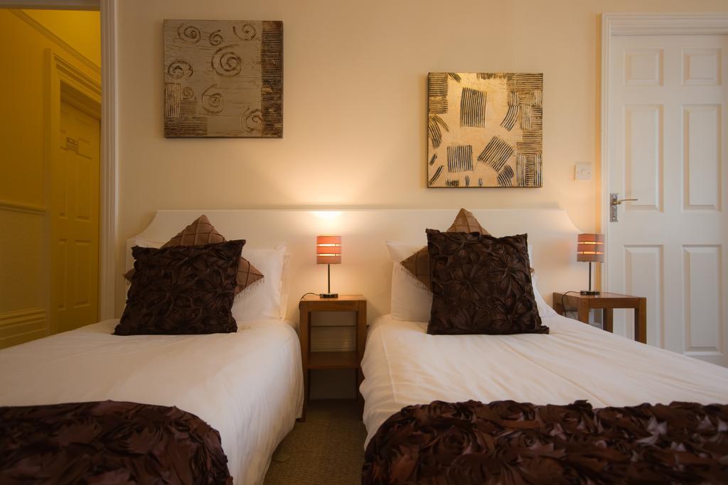 Guest house The East