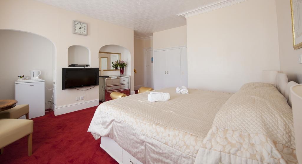 Albany Lions Hotel 3*