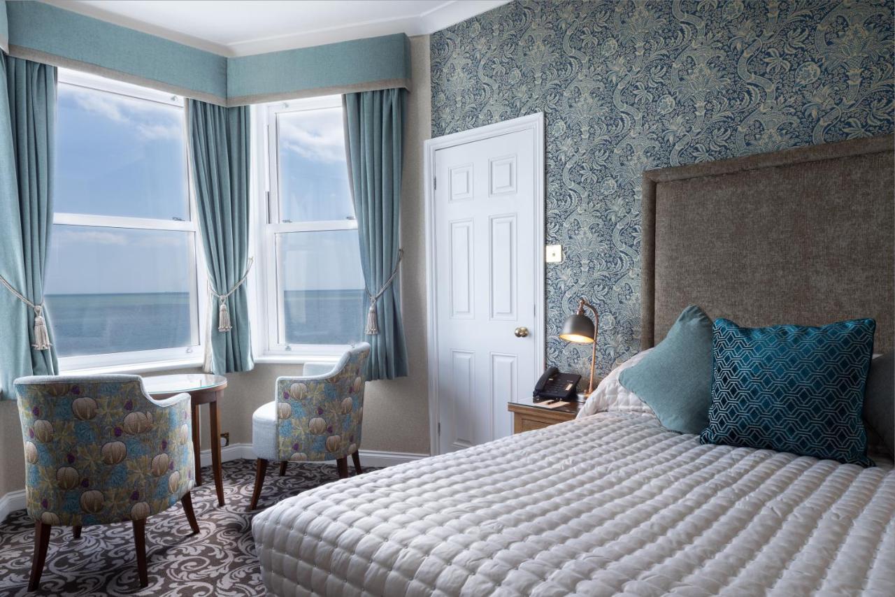 Langham Hotel 4*