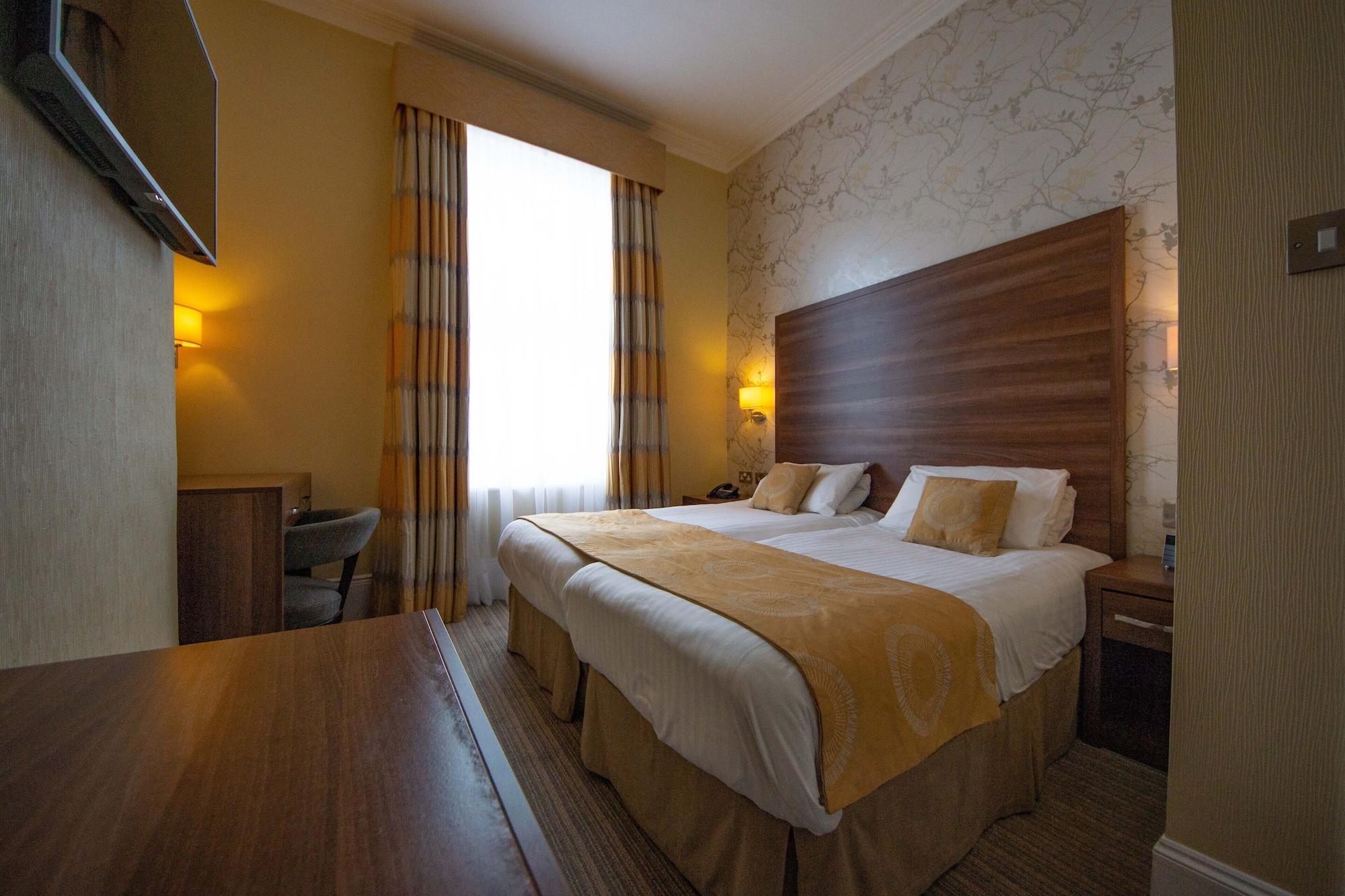 Western York House 3*