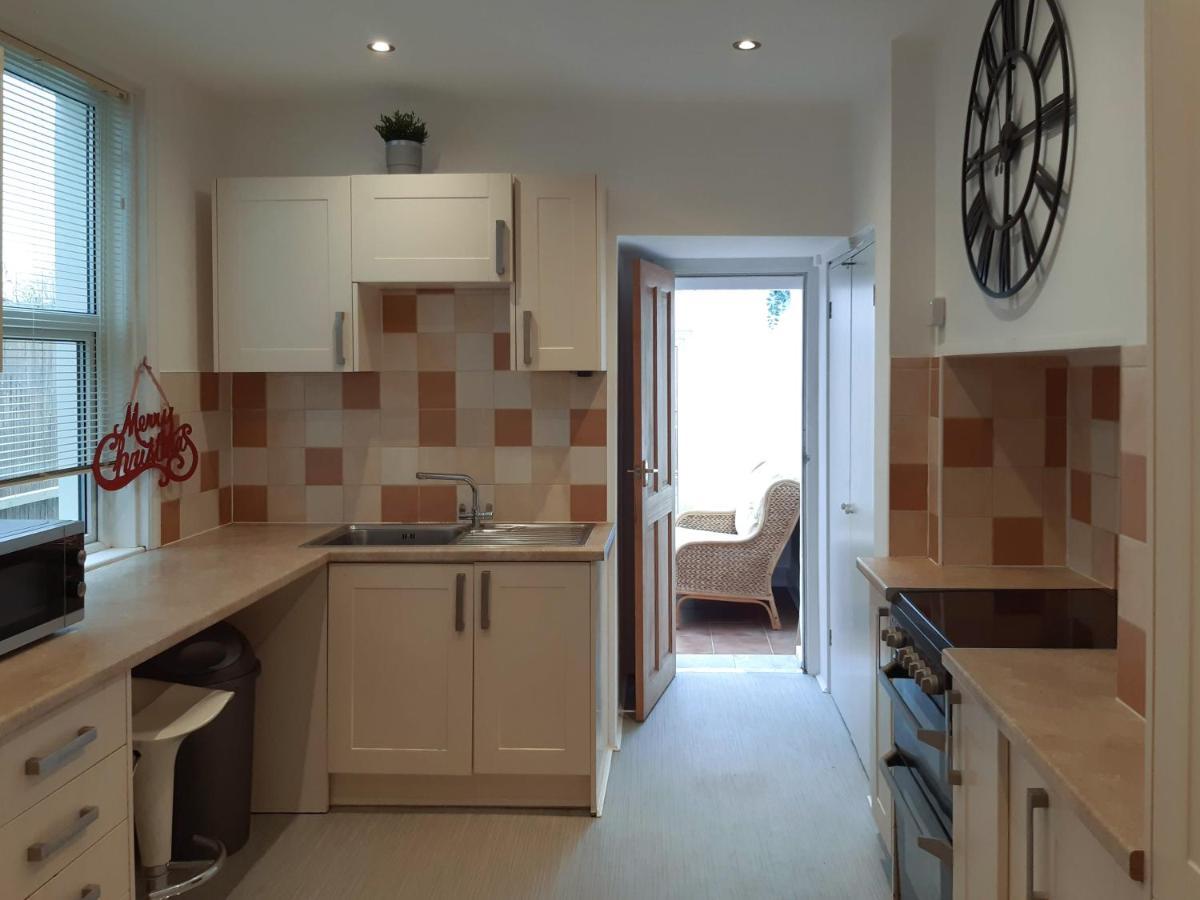 Welcoming 4 Bed In Holiday home Eastbourne
