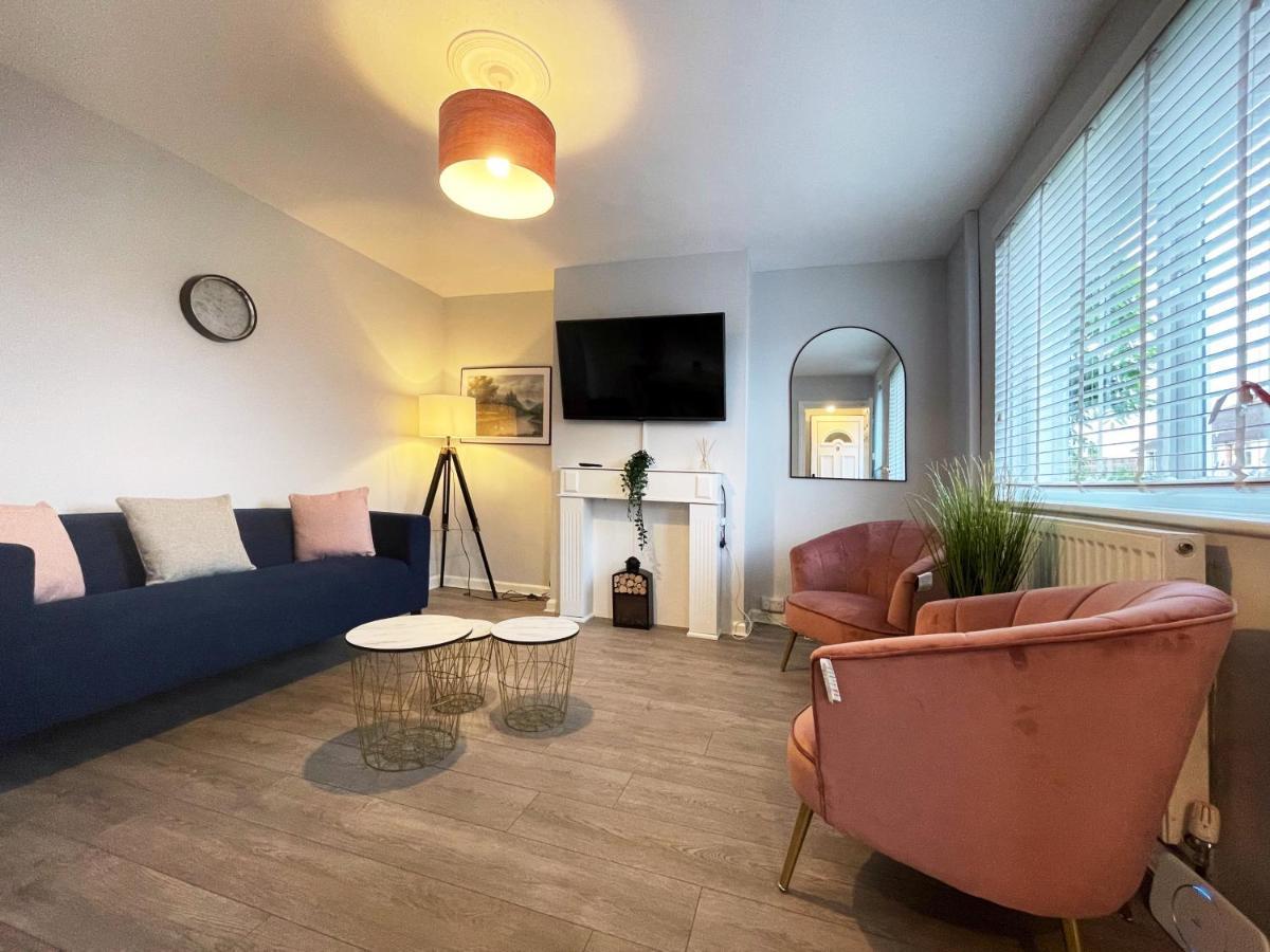 Russels Place Near Beach Holiday home