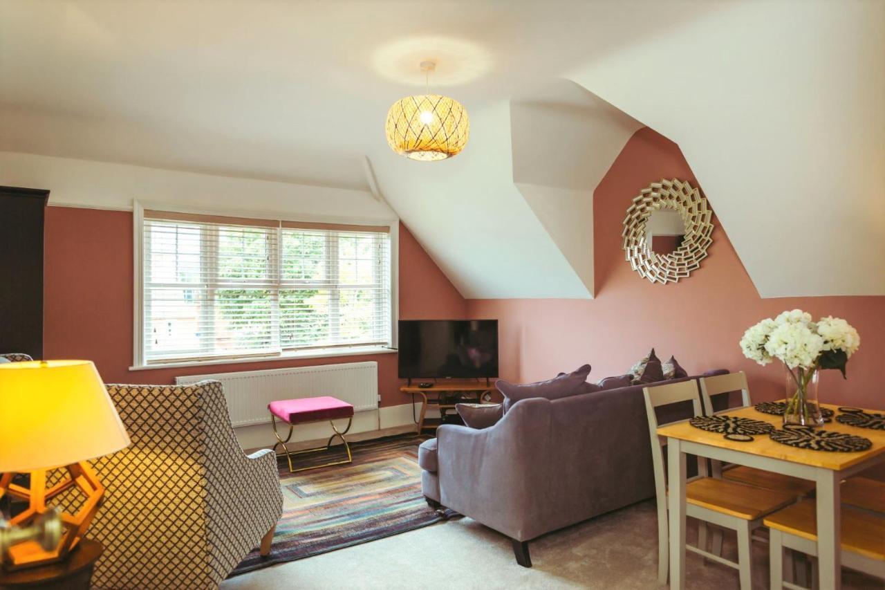Saffrons Sunset - Central, Chic 2nd Floor Flat *