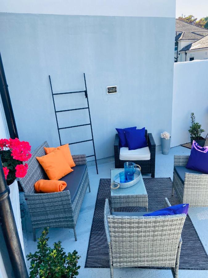 Holiday home Funky Cozy With Outside Space