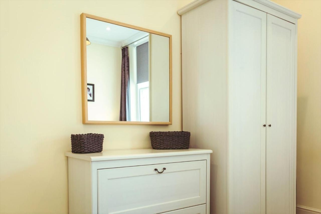 Stylish, Central, Adults-only 1-bed Hideaway * Eastbourne