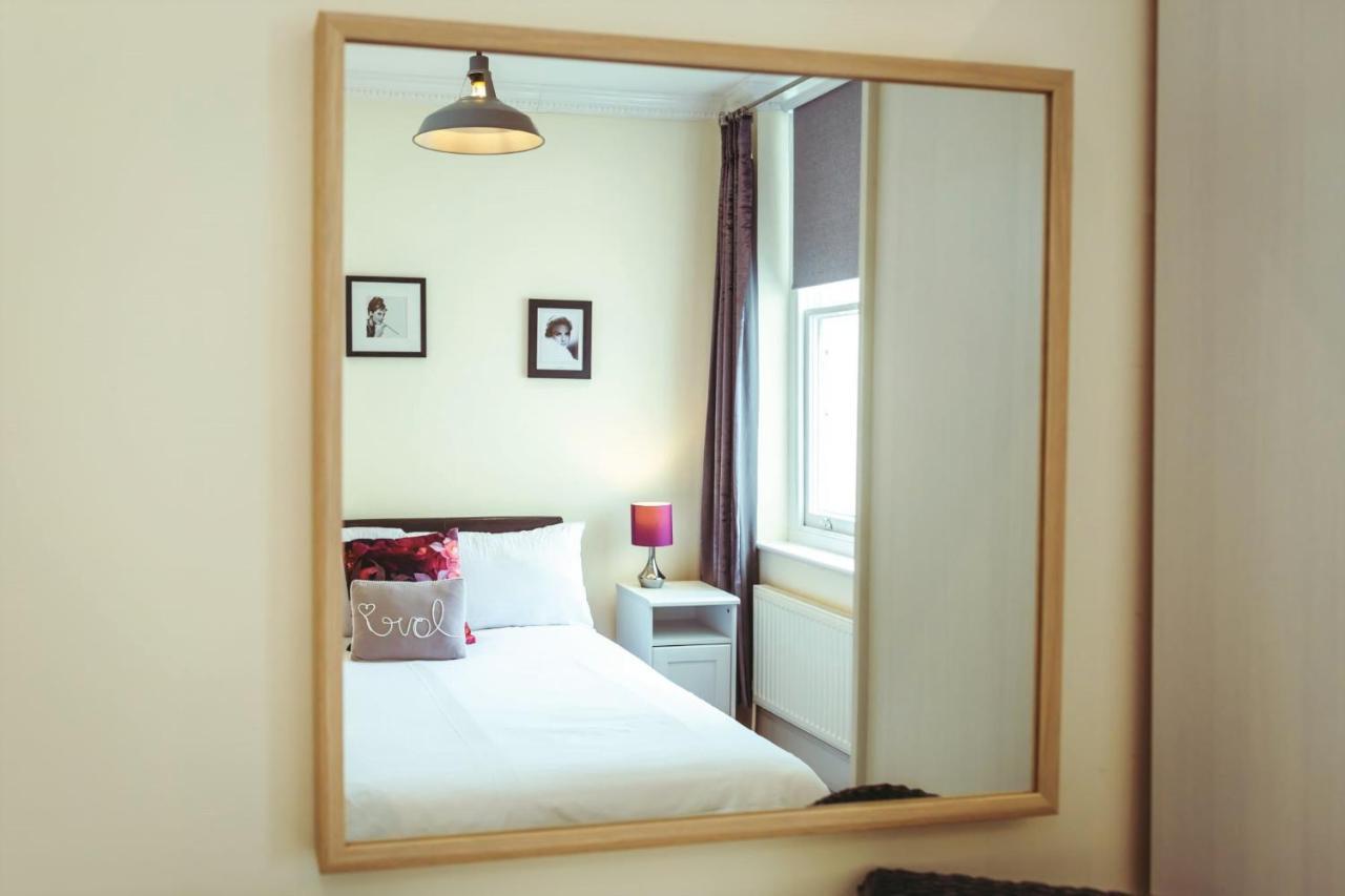 Stylish, Central, Adults-only 1-bed Hideaway Eastbourne