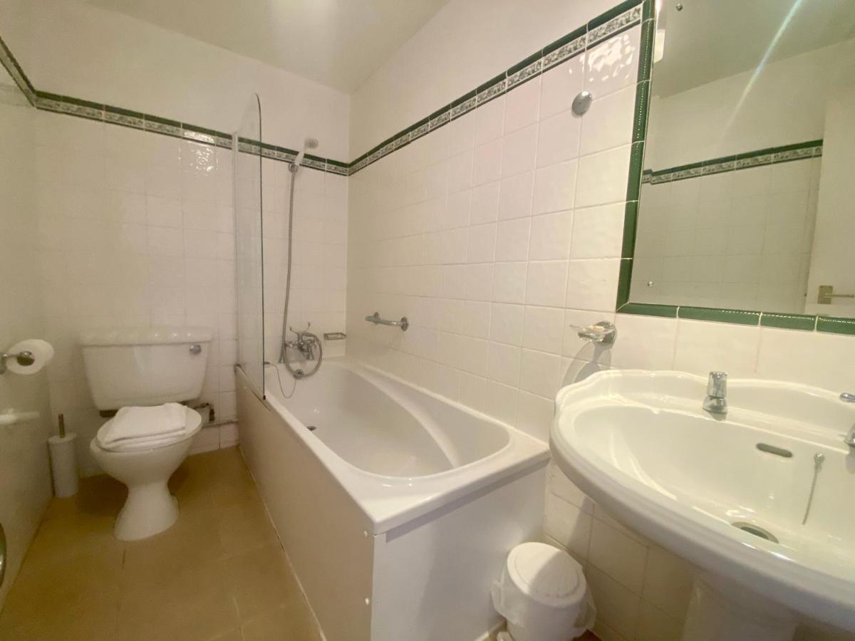 Hotel Oyo Diamond Eastbourne