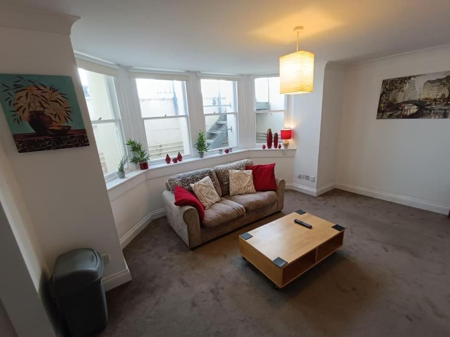 Seafront In Apartment Eastbourne