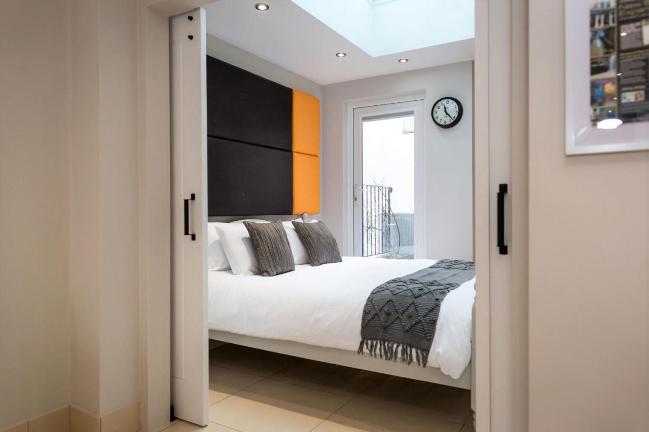 Hairbnb - Stylish And Apartment