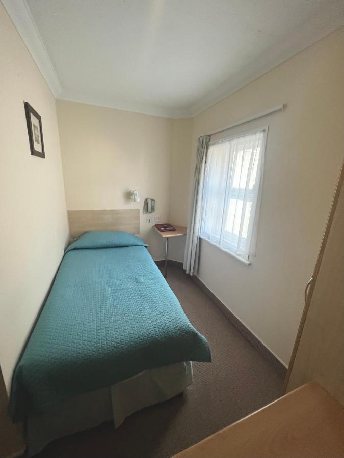 Riviera 3* Eastbourne