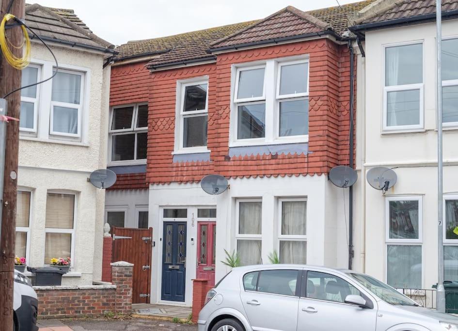Peaceful & Spacious Family In Eastbourne! Eastbourne
