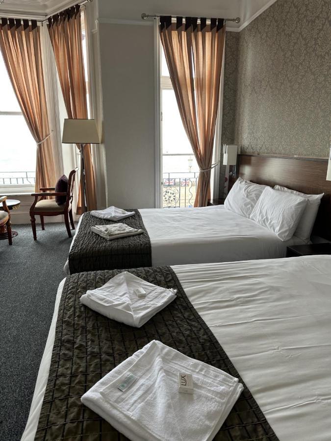Glastonbury Hotel 3*