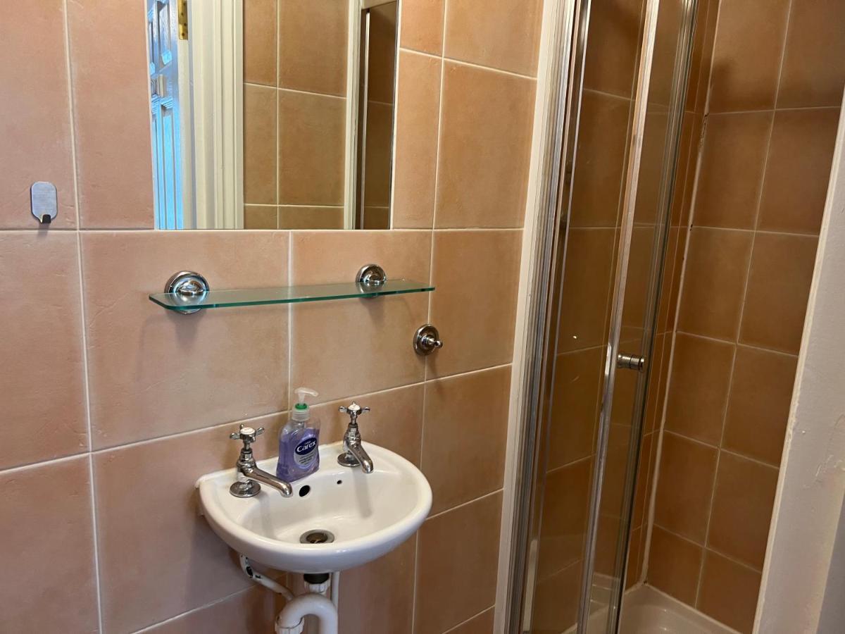 One Queens Gardens, Sea View Apartment, Eastbourne.
