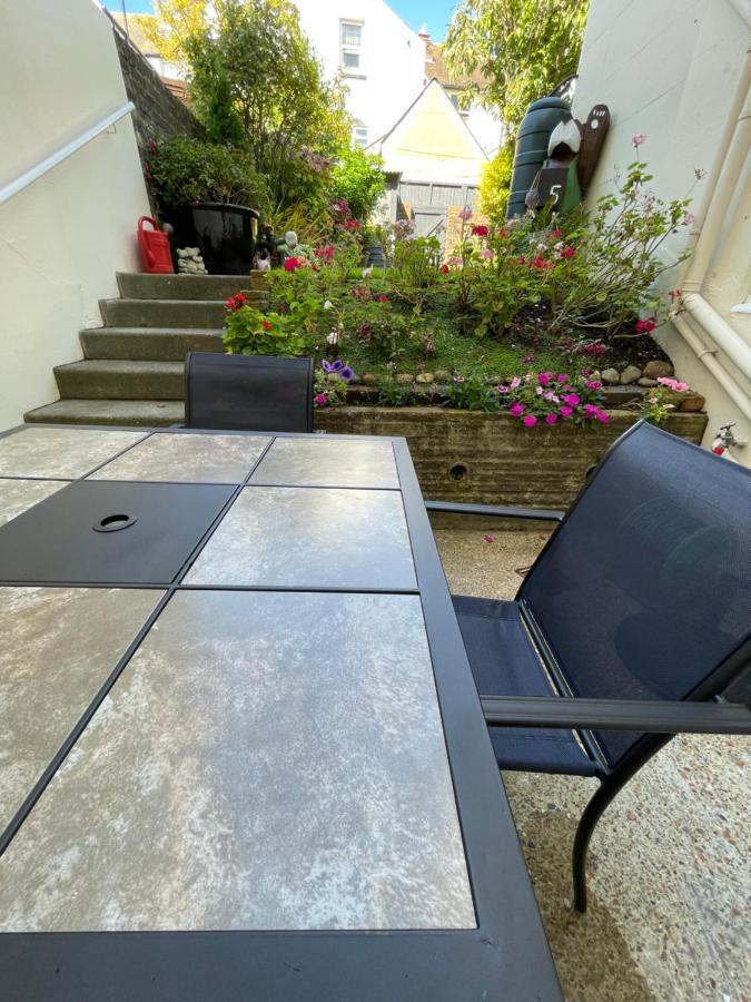 Apartment Garden Flat In 'little Chelsea' Eastbourne