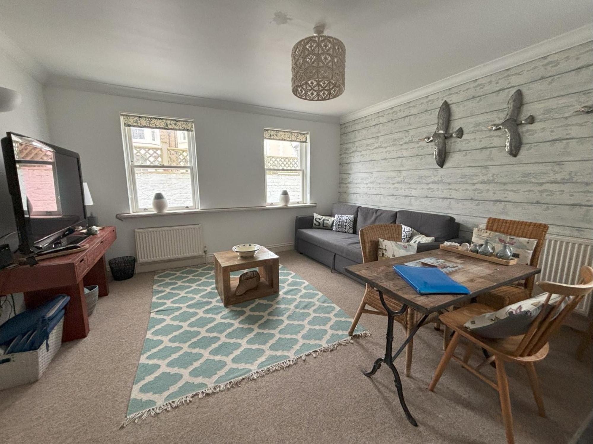 The House Apartment *