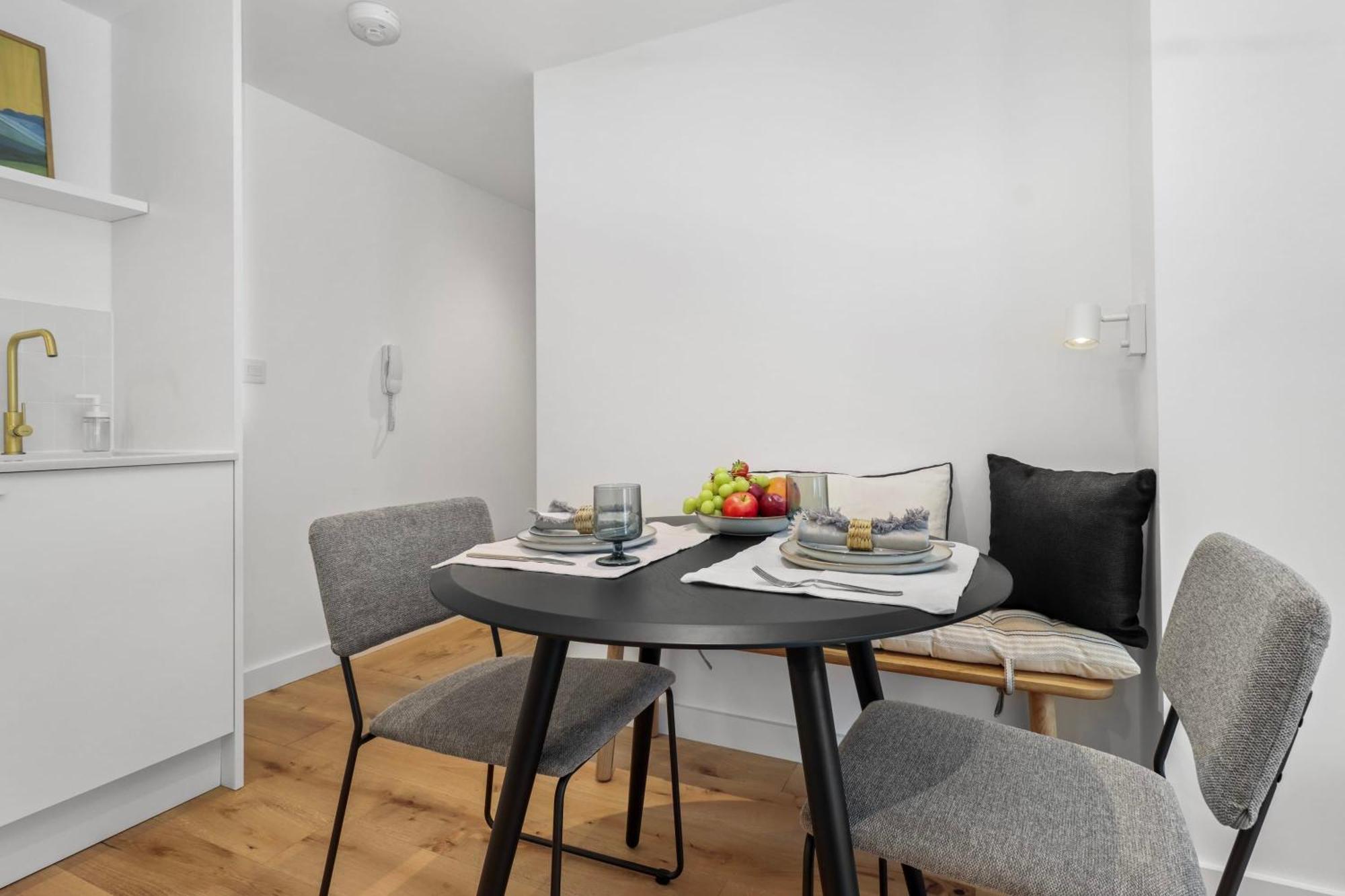 Apartment Urban Chic Meets Coastal Charm Ideal Getaway Eastbourne