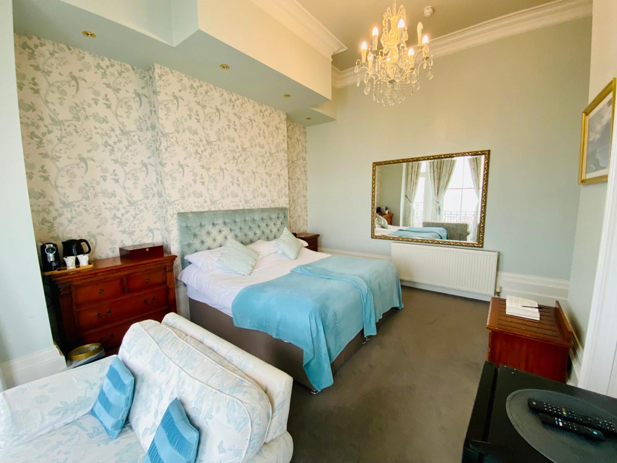 East 3* Eastbourne