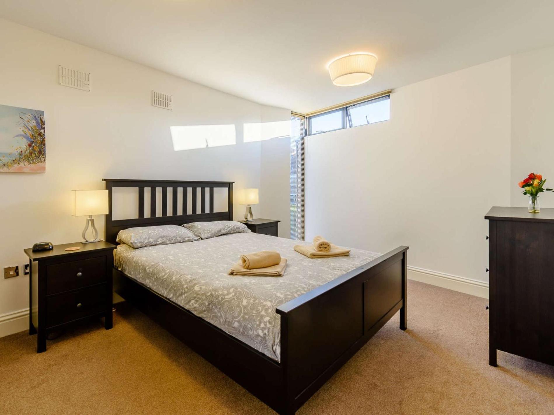 3 Bed In Ehc11 Holiday home