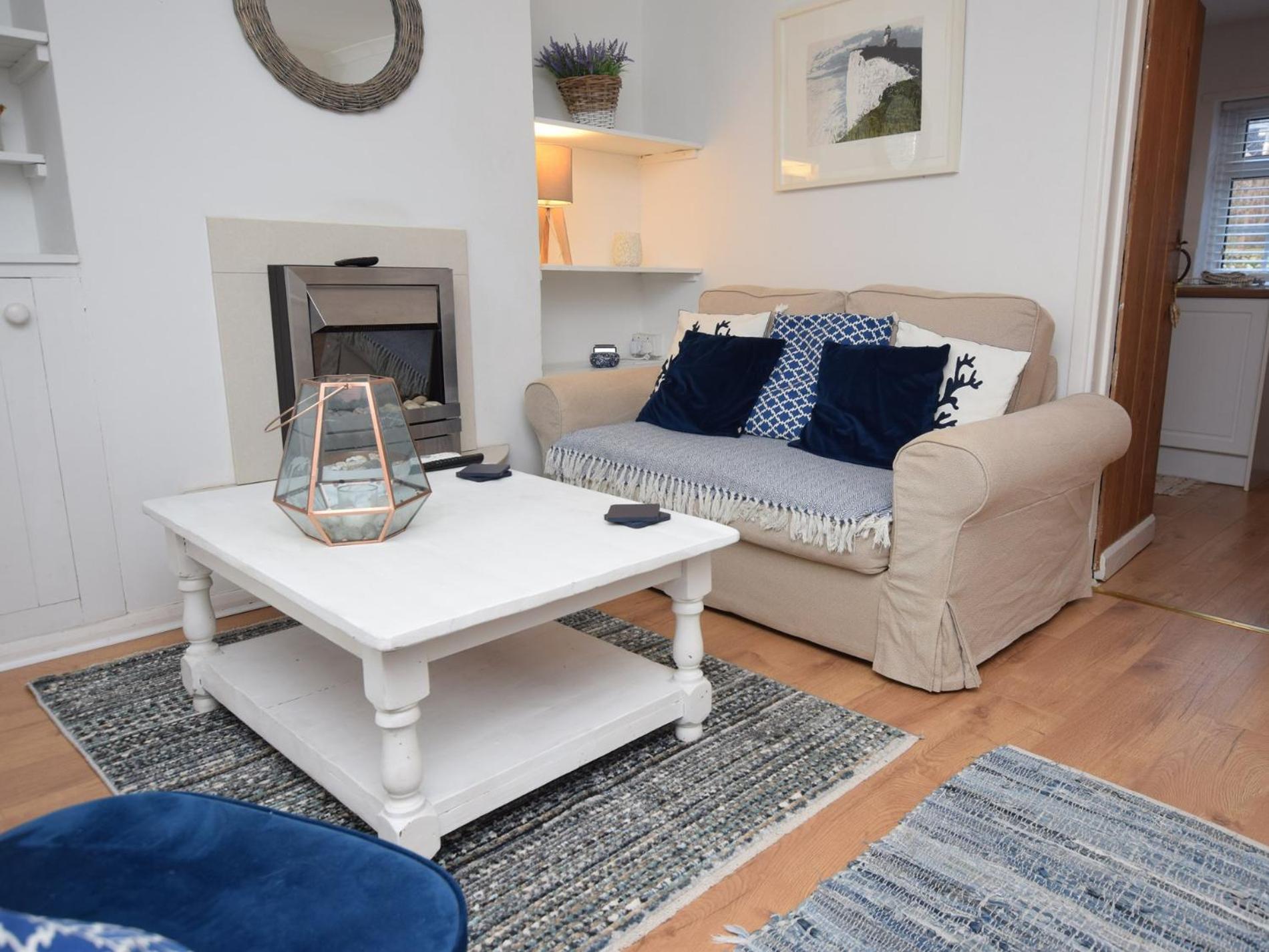 1 Bed In Ehc45 * Eastbourne