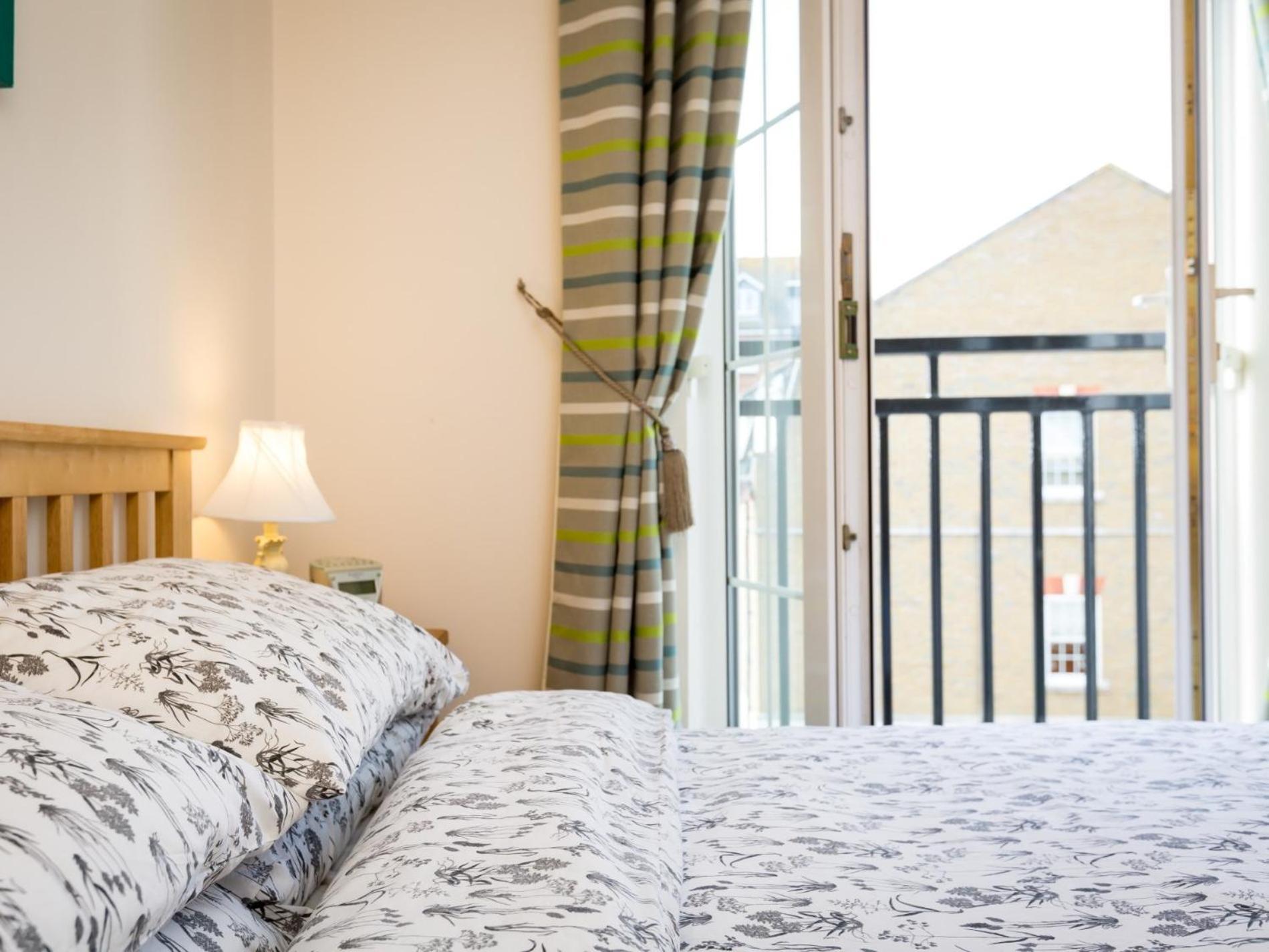 Holiday home 3 Bed In Ehc32 Eastbourne