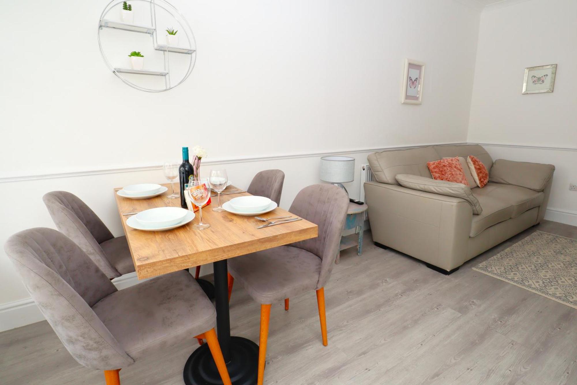 Beautiful Seafront House Apartment