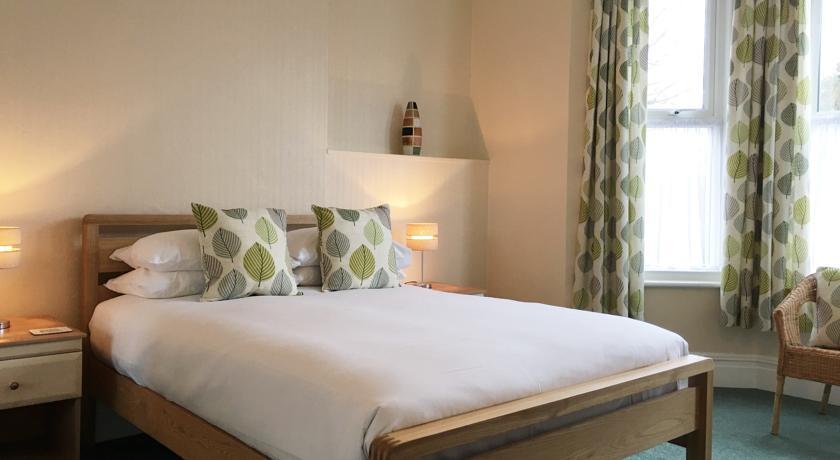Ivydene Guest house