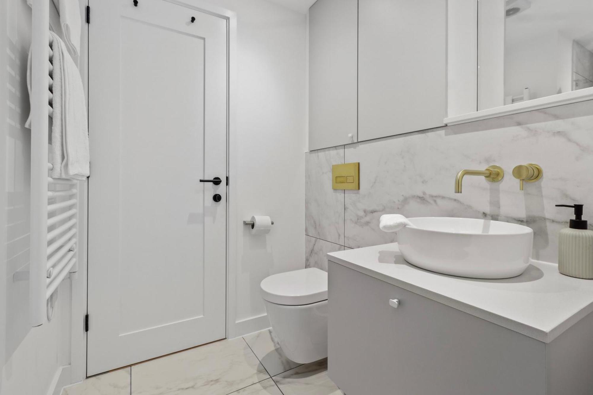 Modern Elegance By The Seaside Retreat * Eastbourne