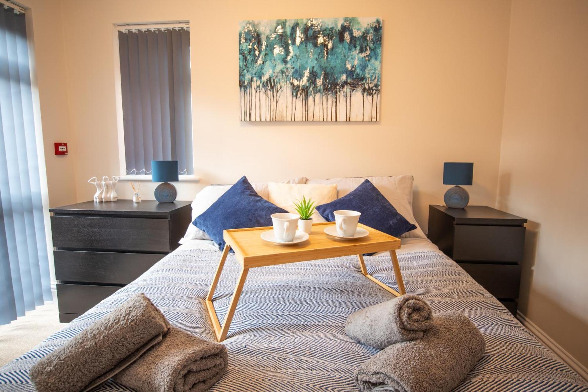 New Beginning Two-bedroom In Eastbourne, Private Garden, Free Parking Apartment *