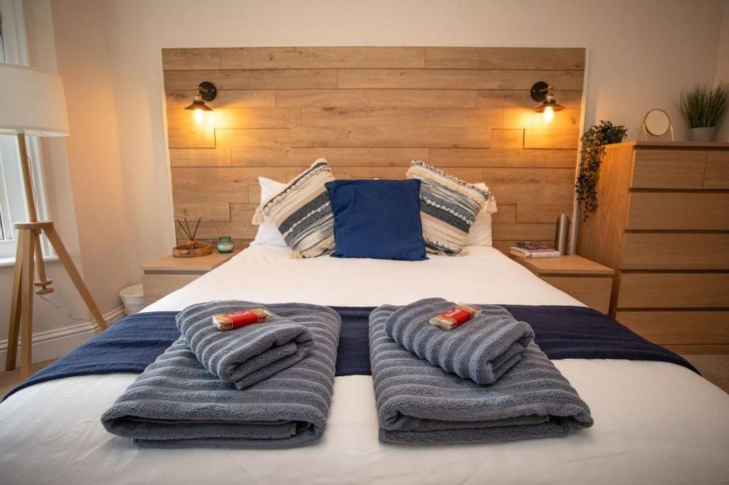 Treetop View Cosy Getaway In Eastbourne, Free Parking, Short And Long Stays, Apartemen *