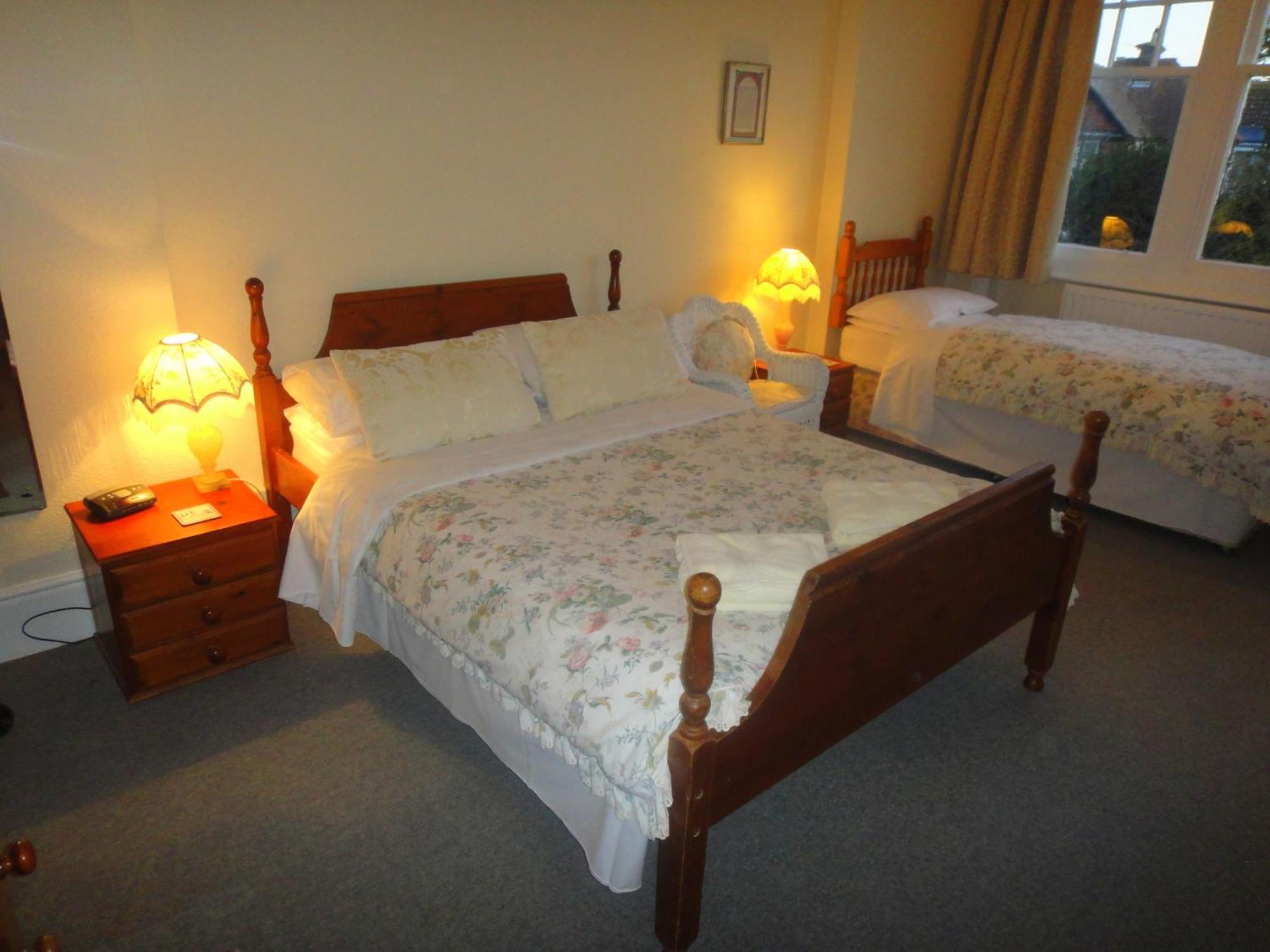 Bed & Breakfast Beachy Rise Eastbourne