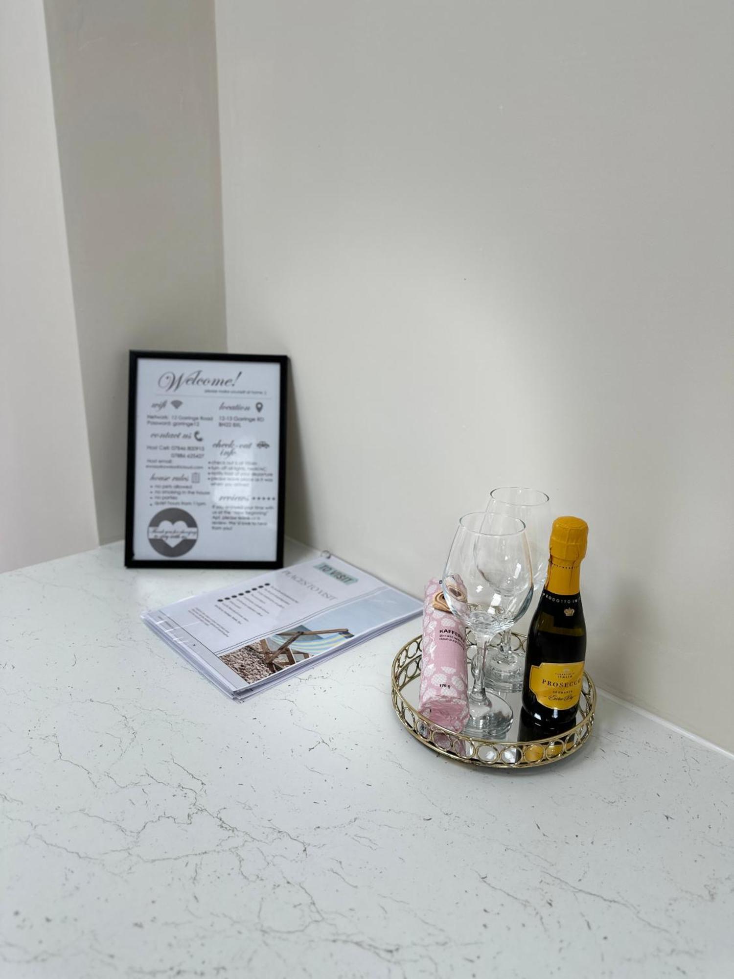 Apartment New Beginning Two-bedroom In Eastbourne, Private Garden, Free Parking Eastbourne