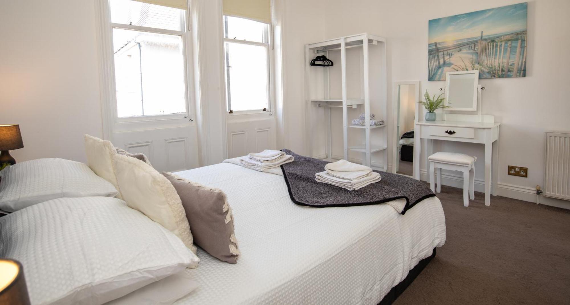 Sea View Retreat * Eastbourne