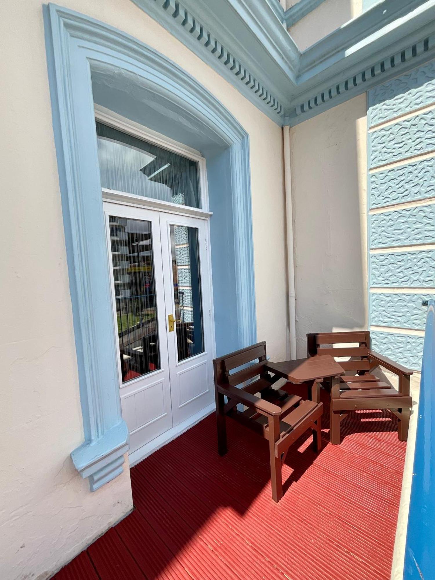 Vernon 4* Eastbourne