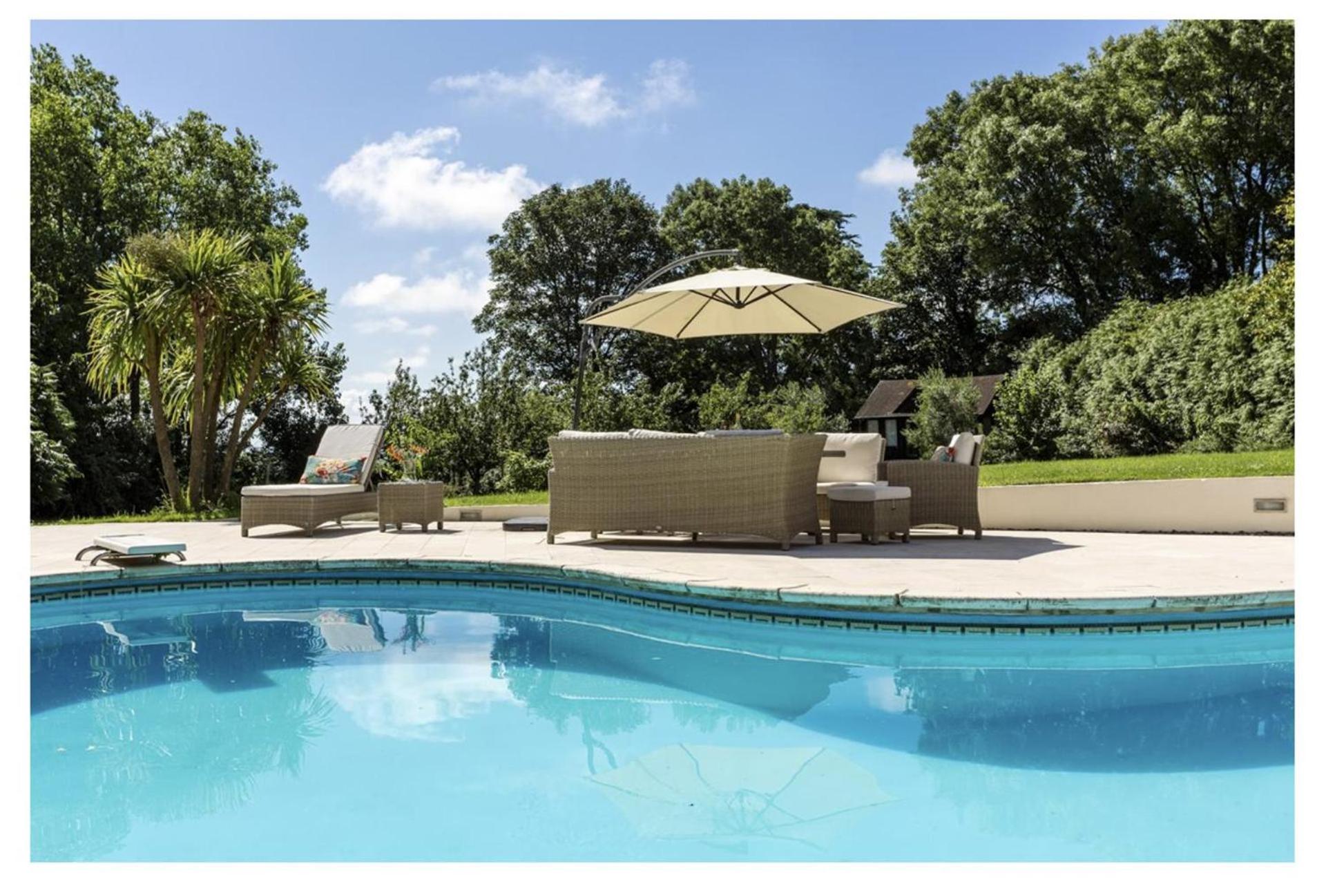 Sleeps10 18-parking-garden-pool-hottub-balcony Villa *