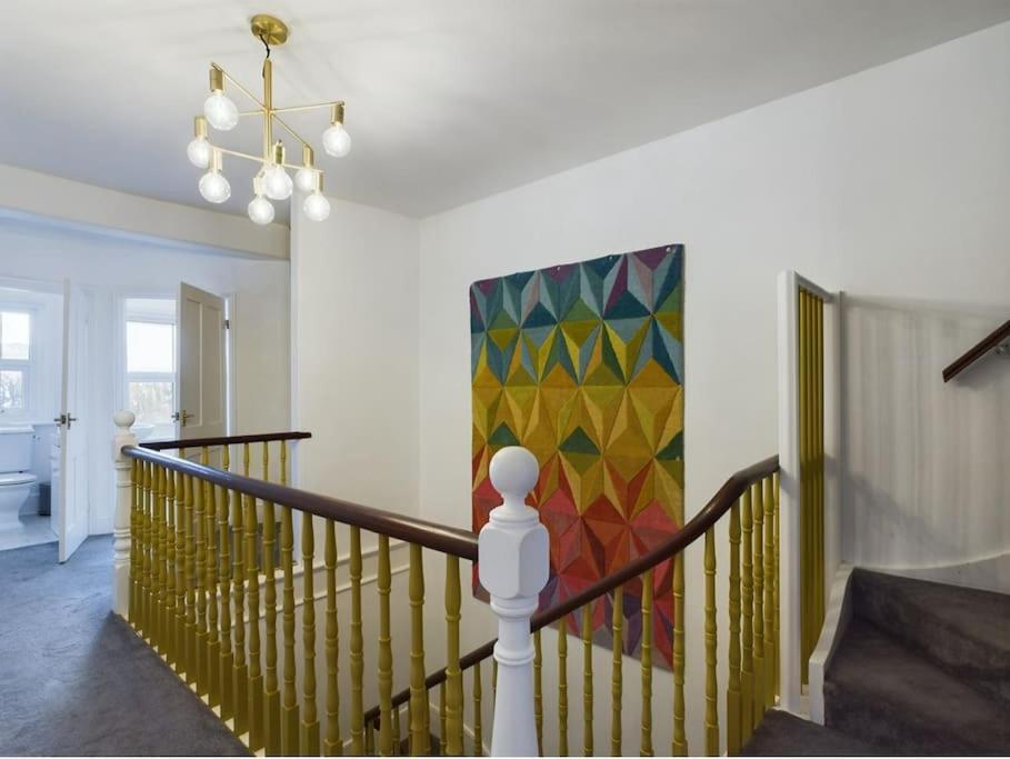 Escape With Rooftop Jacuzzi Apartment Eastbourne